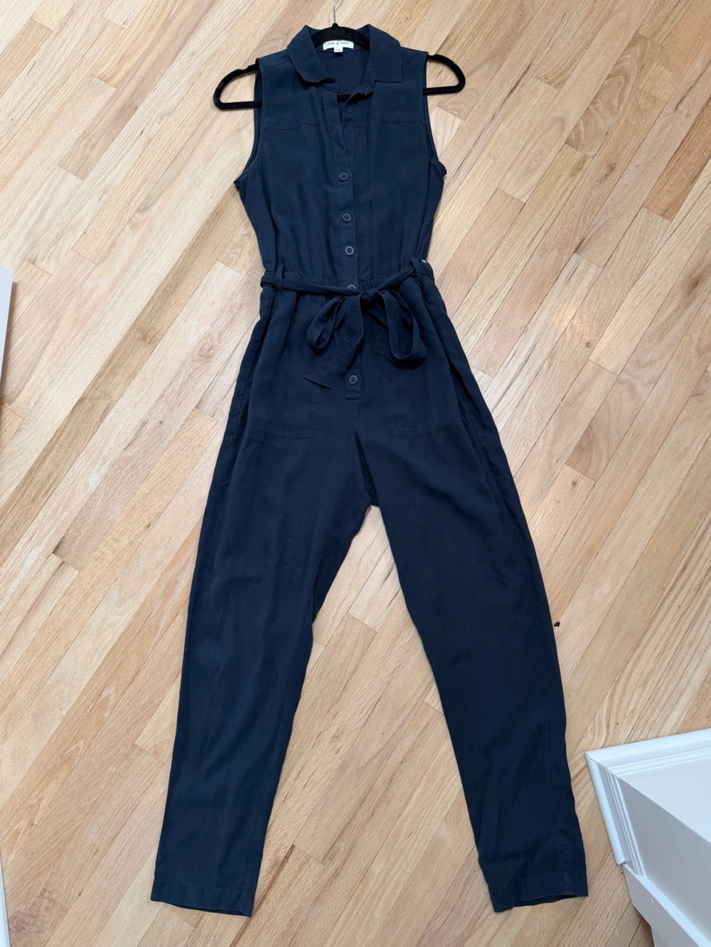 cloth & stone Black Sleeveless Button-Front Tie-Waist Jumpsuit